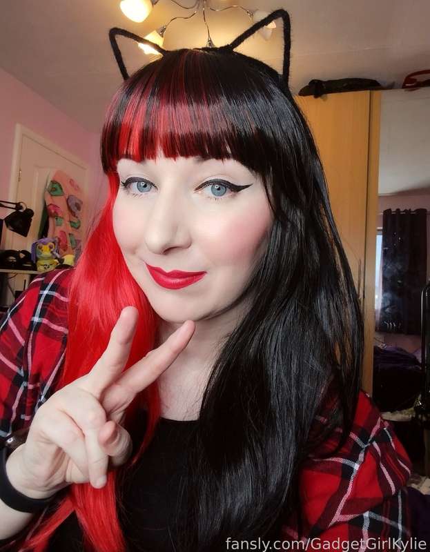 Gadgetgirlkylie - Fansly - 01 May, 2024 1