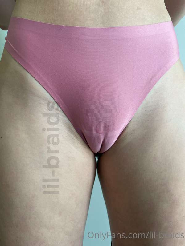 Unwrap my pussy like a present 💝 5