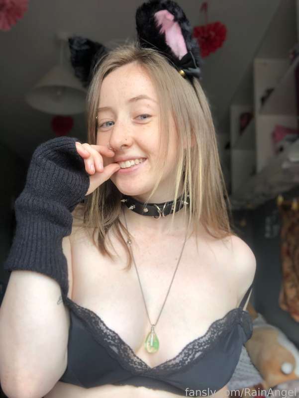 Rainangel - Fansly - 19 Apr, 2022