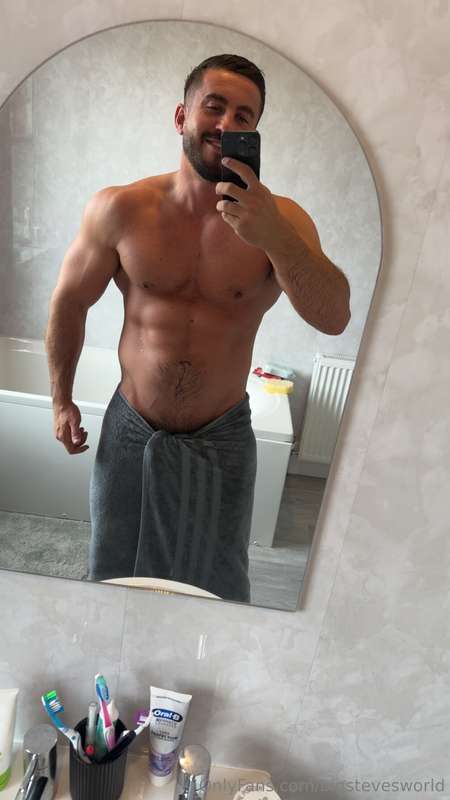 Early bird this morning 💪 swipe for 🍆