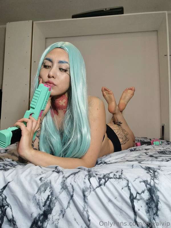 REBECCA COSPLAY +18 (FEET AND EXPLICIT EDITION)  ***SOON*** .. 36