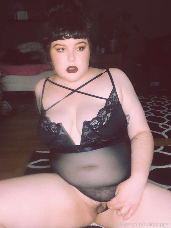 ok so this was before I squirted all over the floor. 
and of.. 3