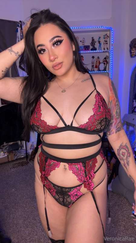 first half of the set 🖤 okay, maybe this is my favorite LOL .. 19