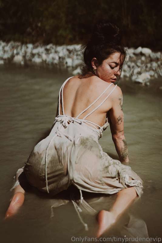 What would you do if you encountered this mud siren in the w..