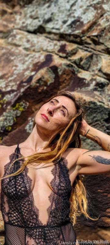 Zoebytheriver - Fansly - 06 Sep, 2021