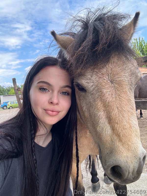 two suns in the picture, isn't it?🥰
