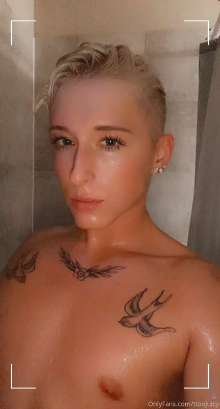 Shower time 🚿 Come join me 🥰 2