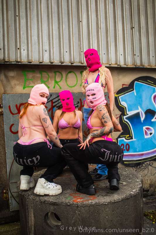 Spring breakers baby Video dropping in 2 hours @extra_sarah .. 9