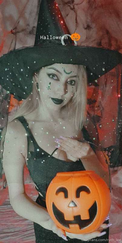 Ruth_Lee - Onlyfans - 01 Nov, 2020