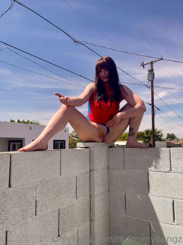 Almost fell and got caught after I flashed my pussy🤫 3