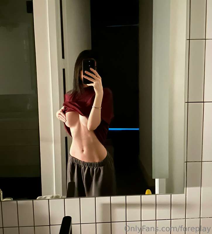 peekaboob!