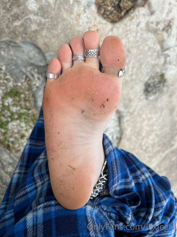 Went walking in the woods. Crocs make my feet dirty. You wan.. 5