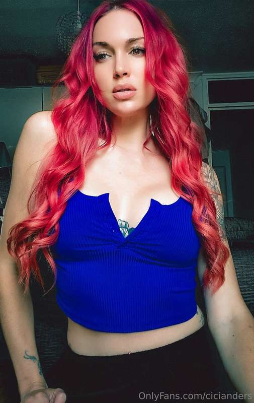 How does the blue look? Does it suit me