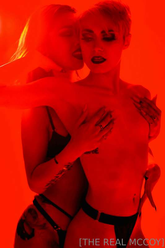 @sarah_dactyl is coming to visit this month and we are shoot..