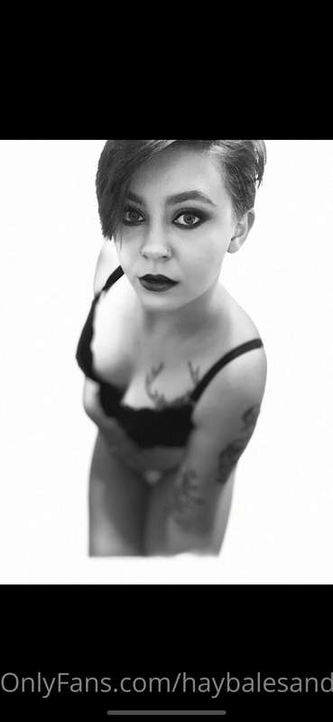 I promise to make your cock throb daddy 💦❤️ not your average..