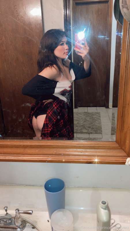 Like my new skirt??? Wanna see what’s under? Dm me for speci.. 2