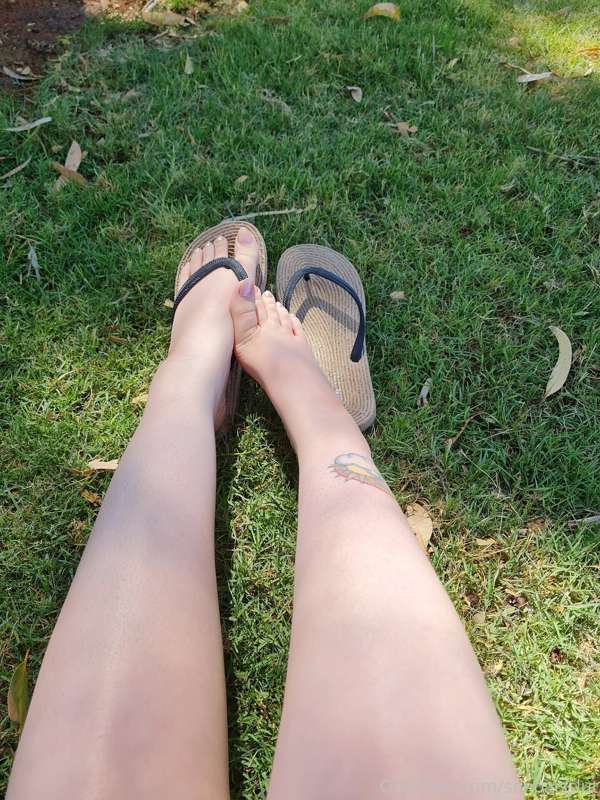 New flip flops bought for me by my slave 😍 thank you cutie ♡ 6
