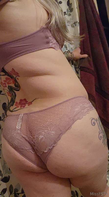 Happy Hump Day 💋❤️