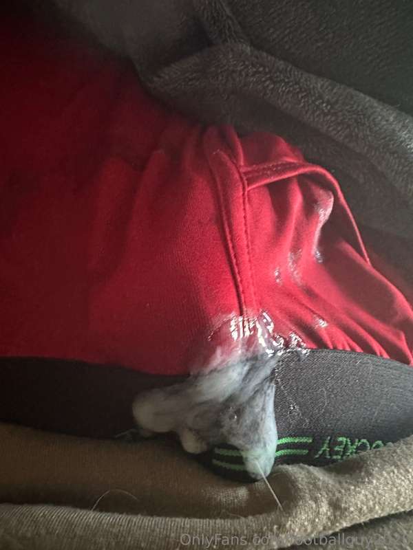 Me jerking and some fun pics!  13