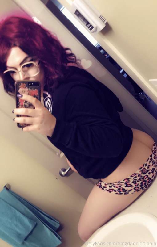 Snap filter booty gal. Good morning or whatever time it is f.. 3
