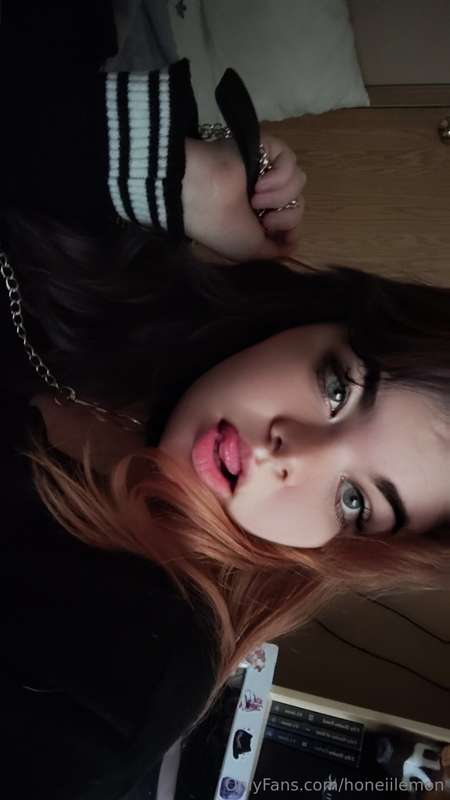Wanna cum in this kitty? 8