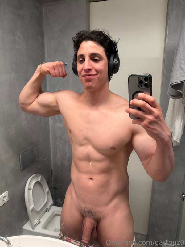Gattouz0 - Onlyfans - 01 Mar, 2025