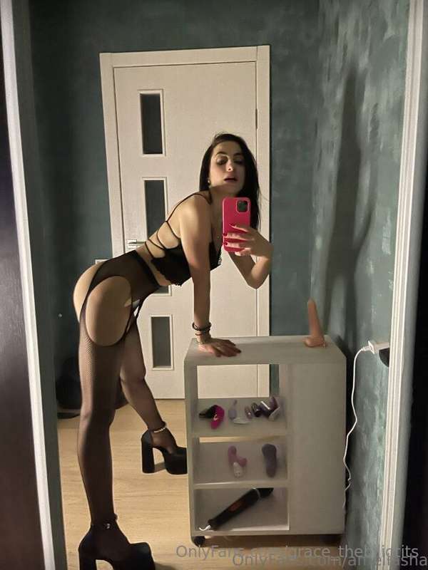 ⚡️@ameliasha IS WET RIGHT NOW⚡️ 👉@ameliasha she loves anal a..