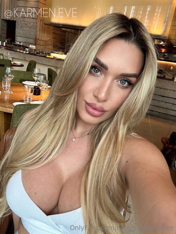 𝐖𝐞𝐥𝐜𝐨𝐦𝐞 𝐭𝐨 𝐦𝐲 𝐰𝐨𝐫𝐥𝐝 😈 𝐈'𝐦 @Karmen.Eve 🔞You'll find with me o..