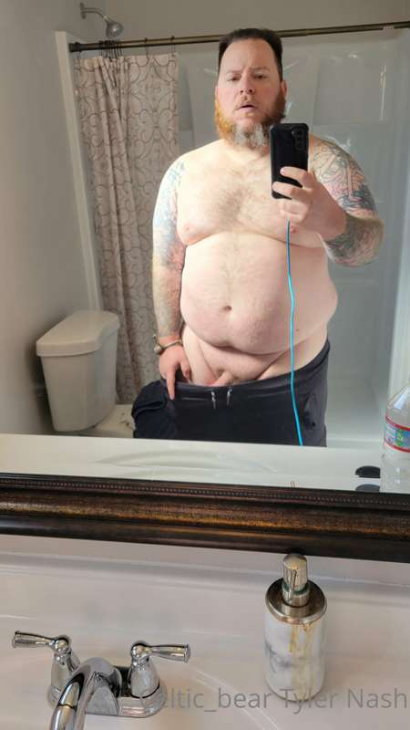 Some dic pics on this freaky Friday. Those of you with re-bi..