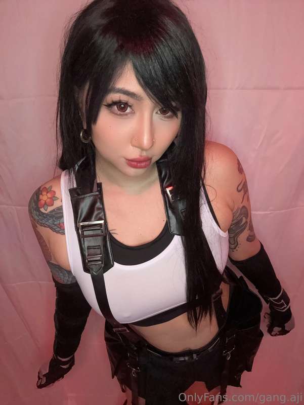 She lock on my hart til i.. tifa??

Anyways, sorry y'all for..