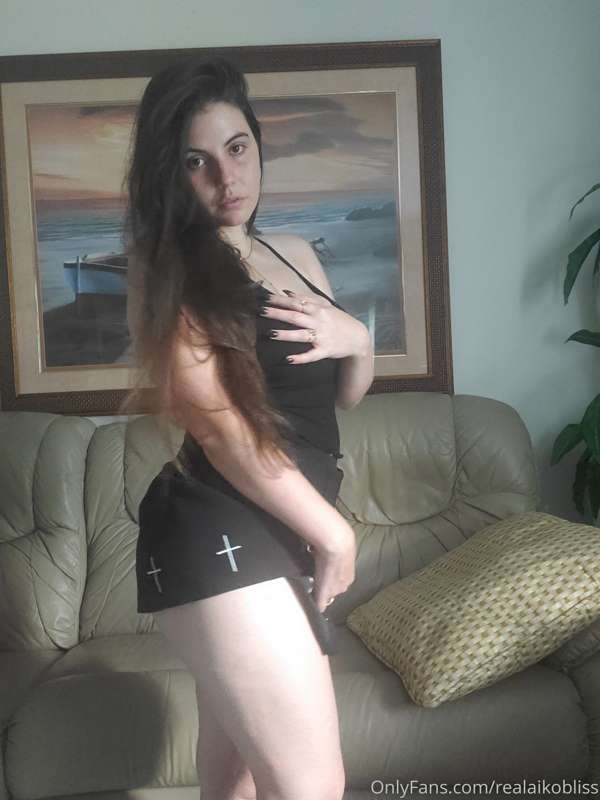 Happy Monday. Let me start your week of with a bang 😇 I hope..