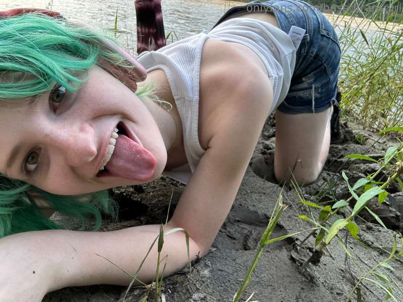 oh no im stuck in the mud! you wanna play dirty? (swipe) 3