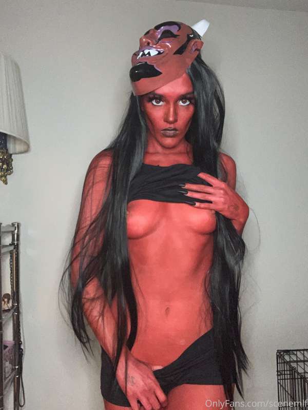 posting a devilish video in a few hours 

happy Sunday 🙏 7