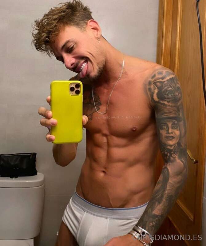 Hey, available to play something with me? 😈🍆💦