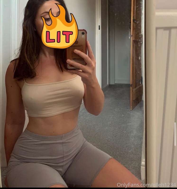 Tell me your fetish/kink in my dms