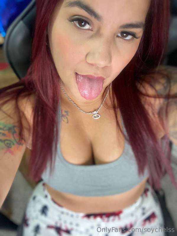 Would you squirt your cum in my mouth?💦 I am here 👅 waiting ..