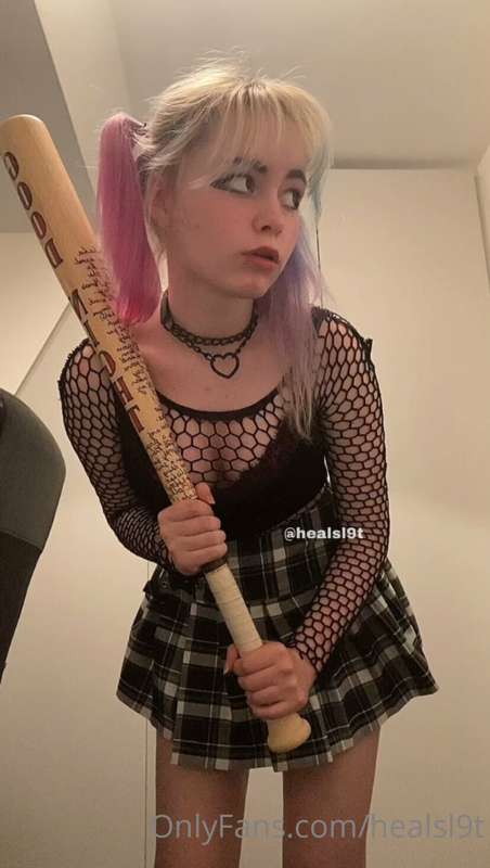 make-shift harley quinn cosplay, her costume should be arriv.. 7