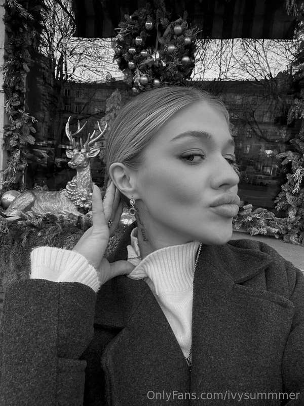 Ivysummmer - Onlyfans - 27 Feb, 2025