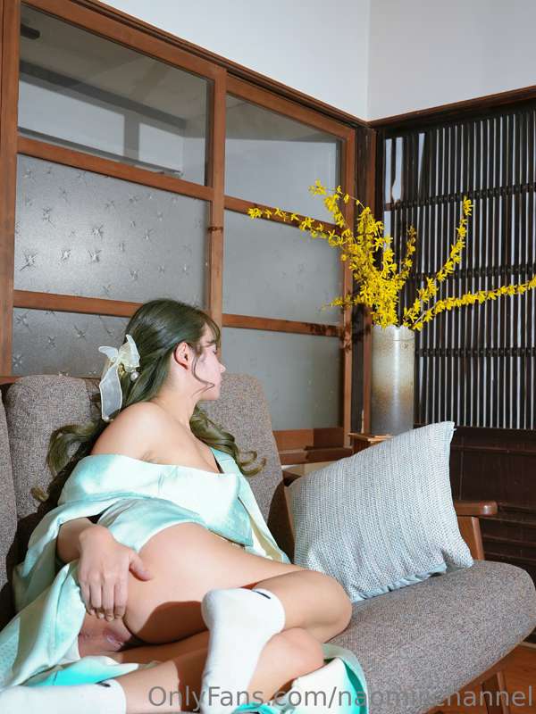 I got the hottest vintage kimono👘
So horny
エッチな艶々ビンテージ着物で。お気.. 10