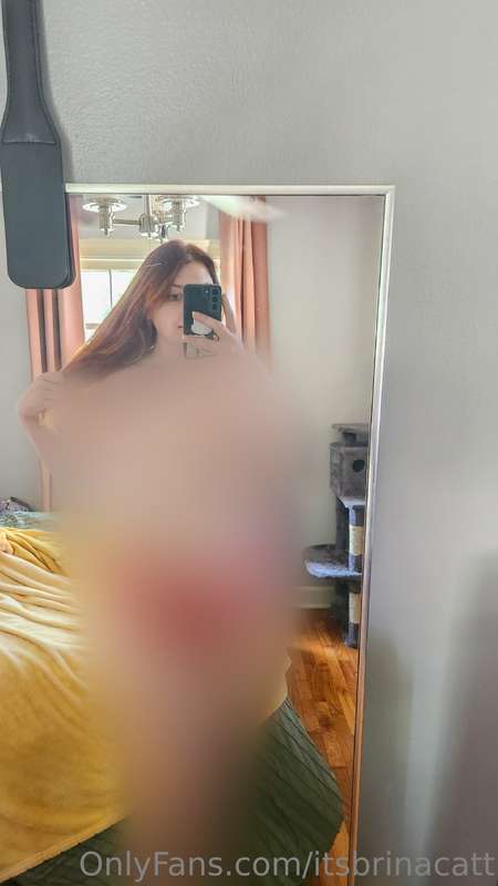 Do you like my bright red panties?🔥

Includes: frontal, boob..