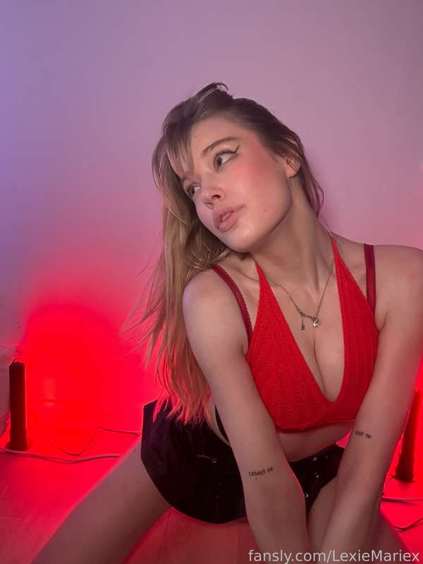 Lexiemariex - Fansly - 18 Mar, 2025 2