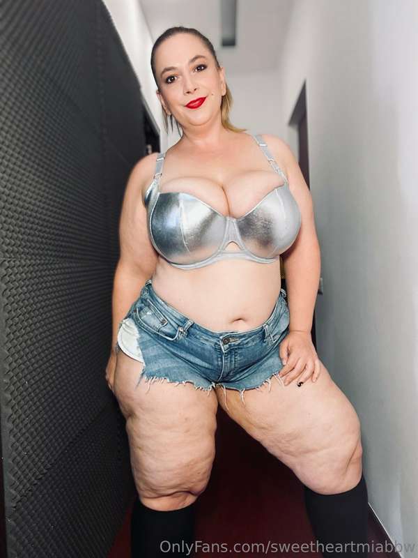 I kind of love this bra! 9