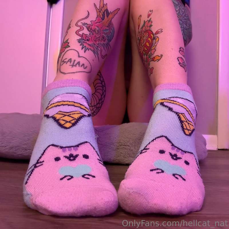 Dont worry I didnt forget about my sock lovers!! These are f.. 3