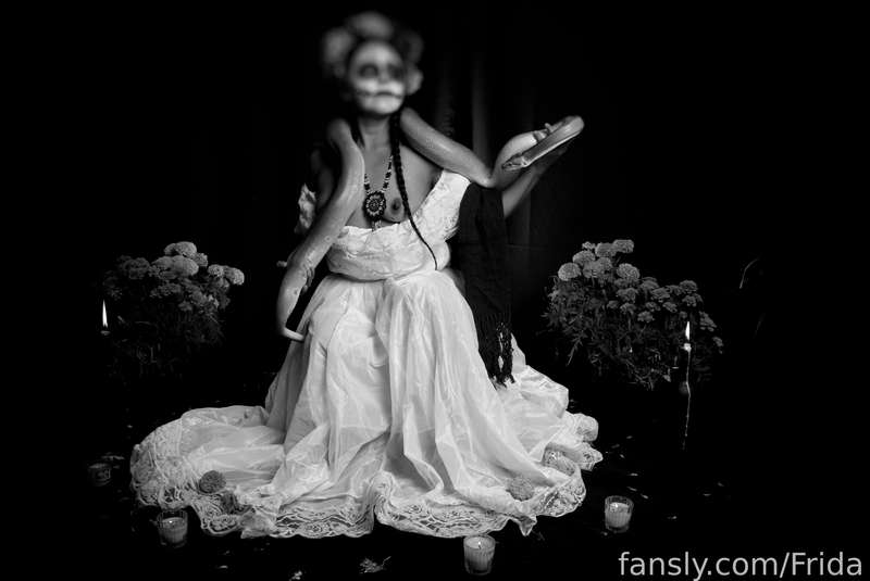 Frida - Fansly - 28 Mar, 2024