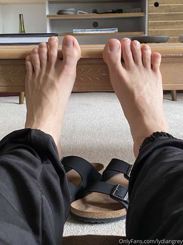 👣 ❤️ 1
