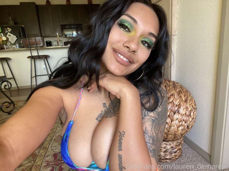 new promo pics, u like?? 👀🥰 3
