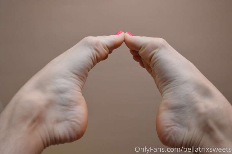 Fresh pedicure :) 3