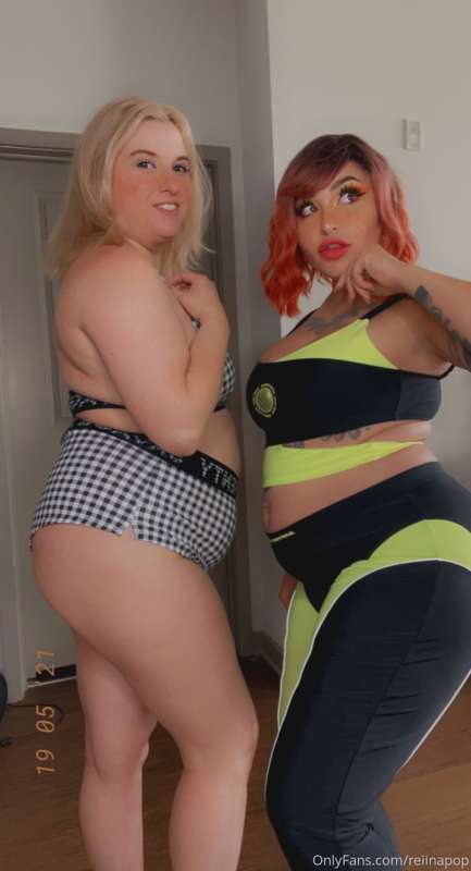 Going live with @thatoneamy31 in a few minutes - come hang o.. 9