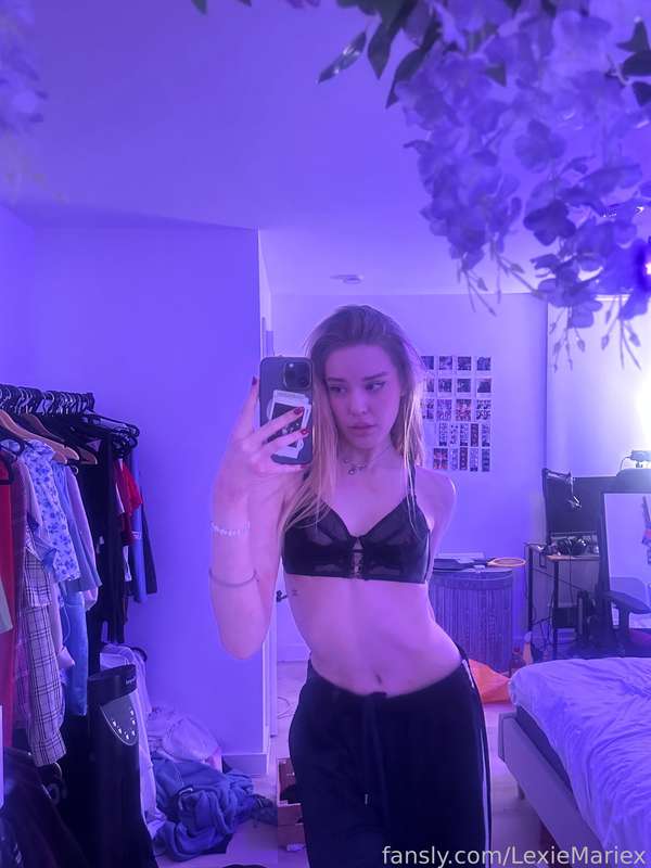 Lexiemariex - Fansly - 12 Feb, 2025