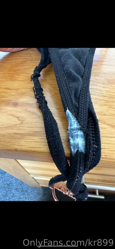 Creamy knickers anyone👅👅👅👅